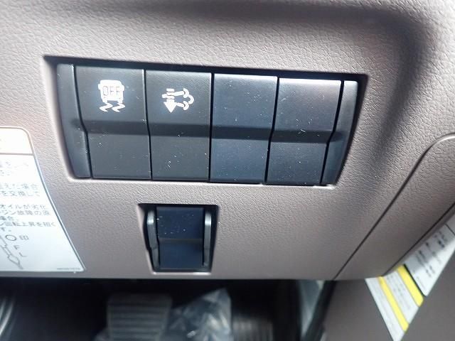 Mitsubishi CANTER 2026-04 8431798-18