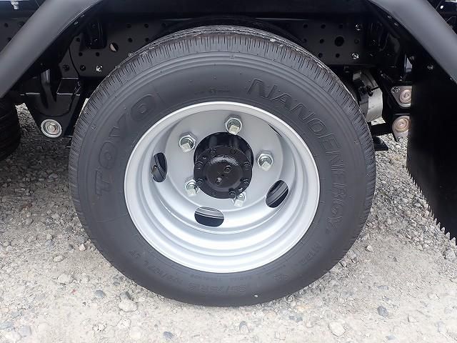 Mitsubishi CANTER 2026-04 8431798-27