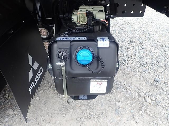 Mitsubishi CANTER 2026-04 8431798-8