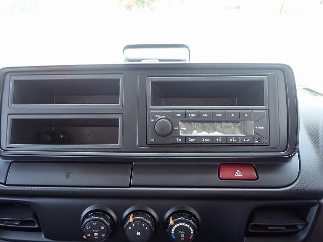 Mitsubishi CANTER 2026-04 8431801-14