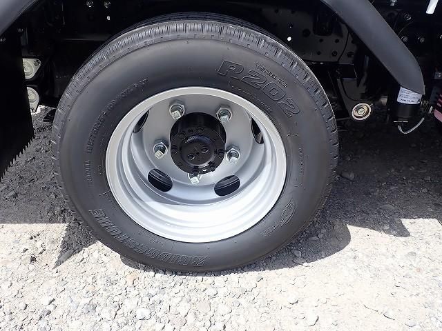Mitsubishi CANTER 2026-04 8431801-27