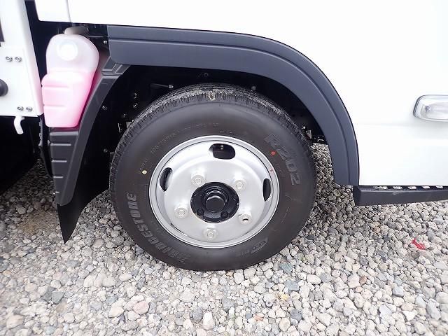 Mitsubishi CANTER 2026-04 8431800-27