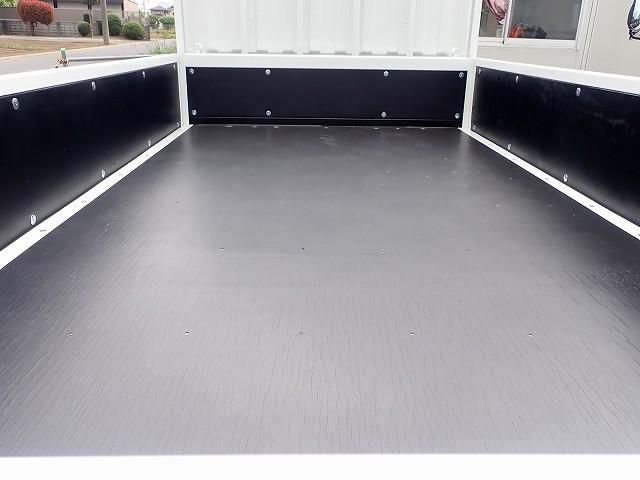 Mitsubishi CANTER 2026-04 8431800-4