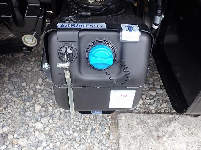 Mitsubishi CANTER 2026-04 8431800-8