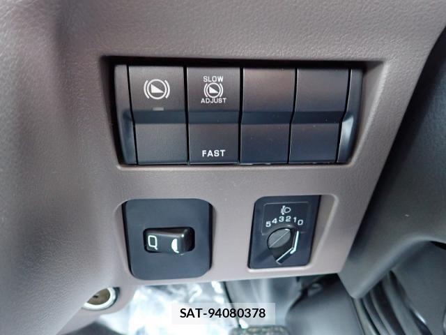 Mitsubishi CANTER 2026-04 8457128-14