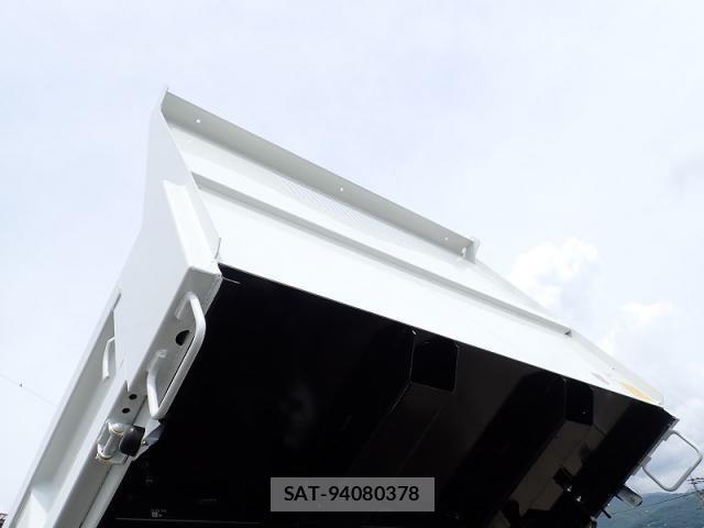 Mitsubishi CANTER 2026-04 8457128-17