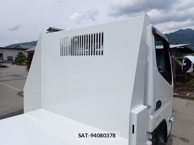 Mitsubishi CANTER 2026-04 8457128-8