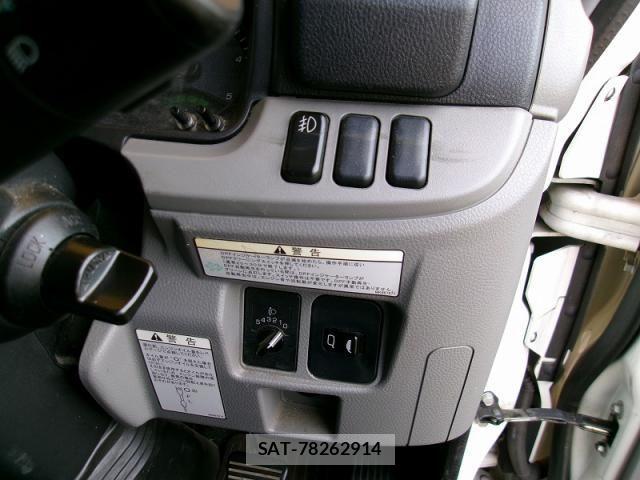 Mitsubishi CANTER 2021-05 8457136-19