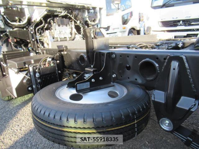 Mitsubishi CANTER 2025-11 8457135-17