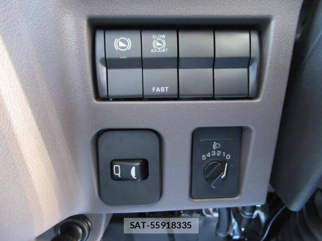 Mitsubishi CANTER 2025-11 8457135-25