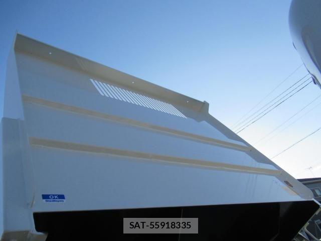 Mitsubishi CANTER 2025-11 8457135-7