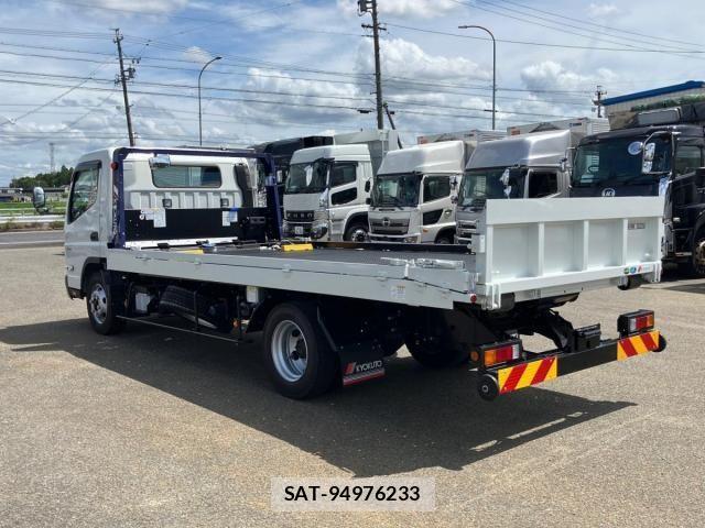 Mitsubishi CANTER 2023-10 8457126-3