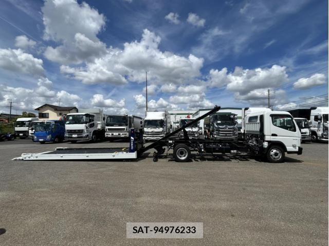 Mitsubishi CANTER 2023-10 8457126-5