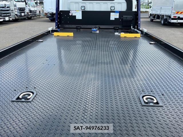 Mitsubishi CANTER 2023-10 8457126-8