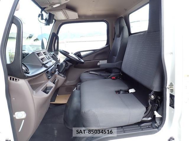 Mitsubishi CANTER 2024-09 8485136-11