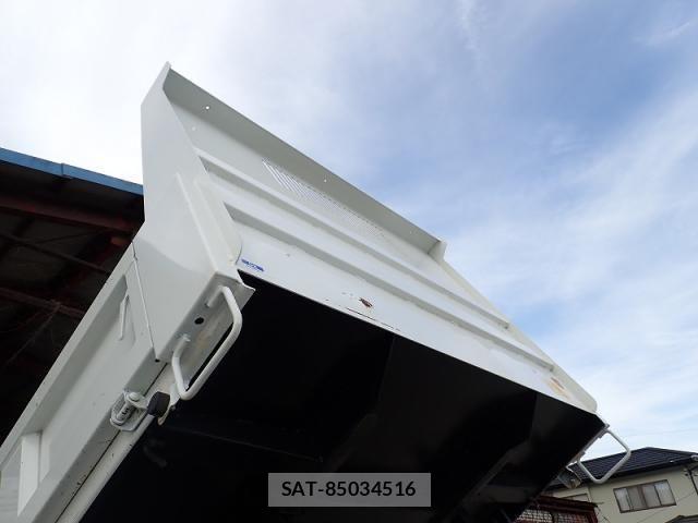 Mitsubishi CANTER 2024-09 8485136-17