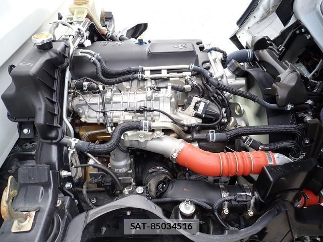 Mitsubishi CANTER 2024-09 8485136-23