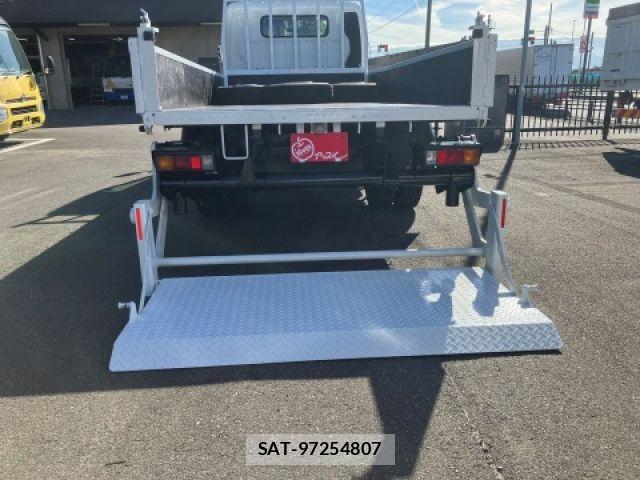Mitsubishi CANTER 2013-07 8485138-10