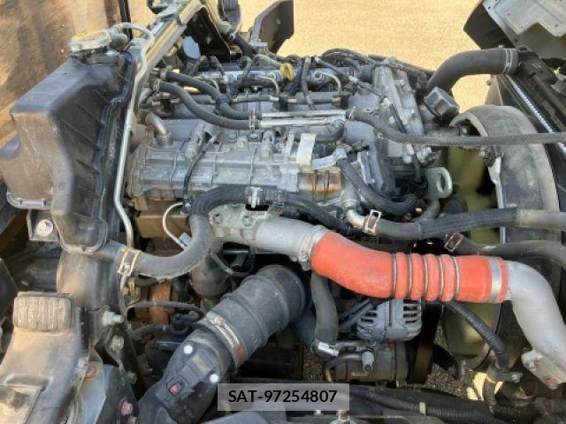 Mitsubishi CANTER 2013-07 8485138-17