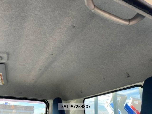 Mitsubishi CANTER 2013-07 8485138-27
