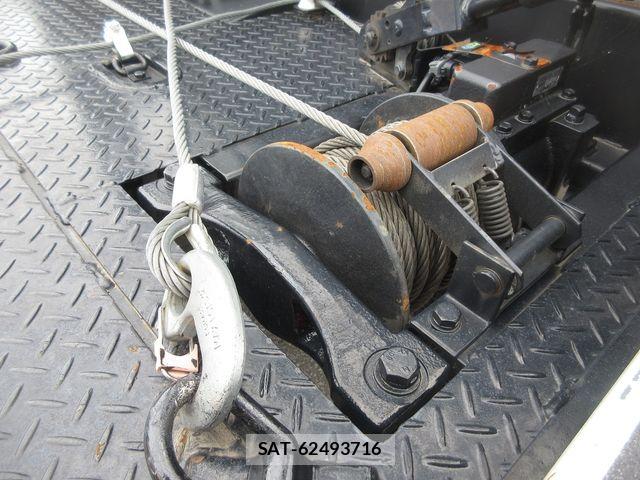 Mitsubishi CANTER 2023-07 8485135-17