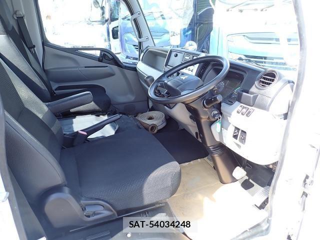 Mitsubishi CANTER 2018-01 8485134-11