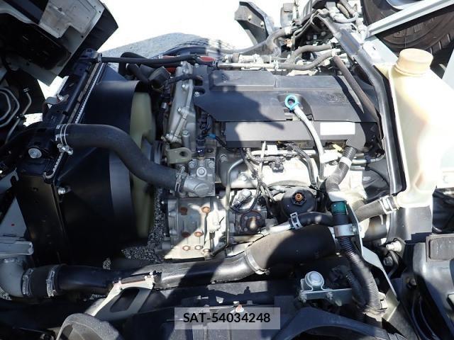 Mitsubishi CANTER 2018-01 8485134-25