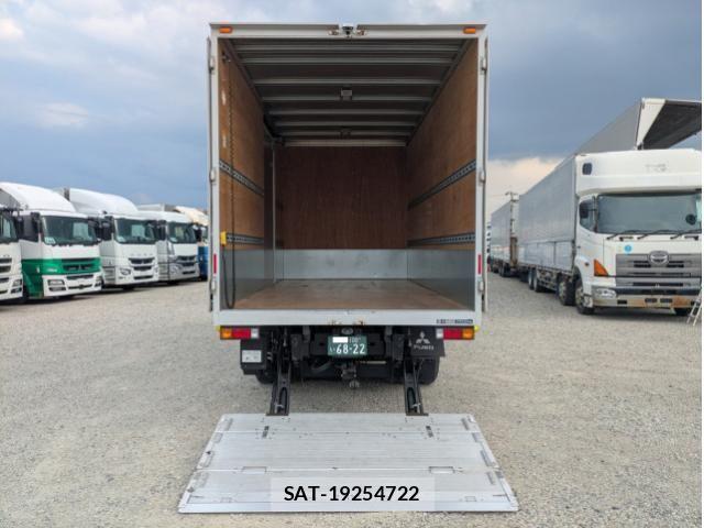 Mitsubishi CANTER 2023-07 8523911-9