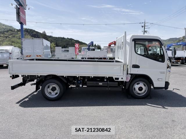 Mitsubishi CANTER 2026-04 8523925-17