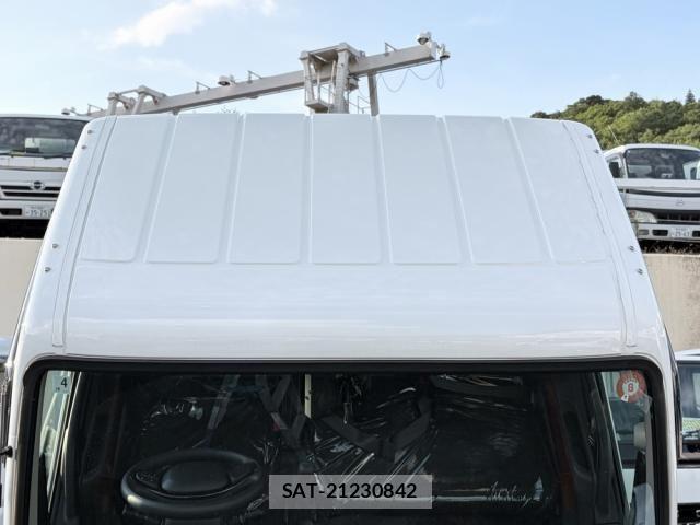 Mitsubishi CANTER 2026-04 8523925-23