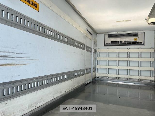 Mitsubishi CANTER 2014-08 8523969-12