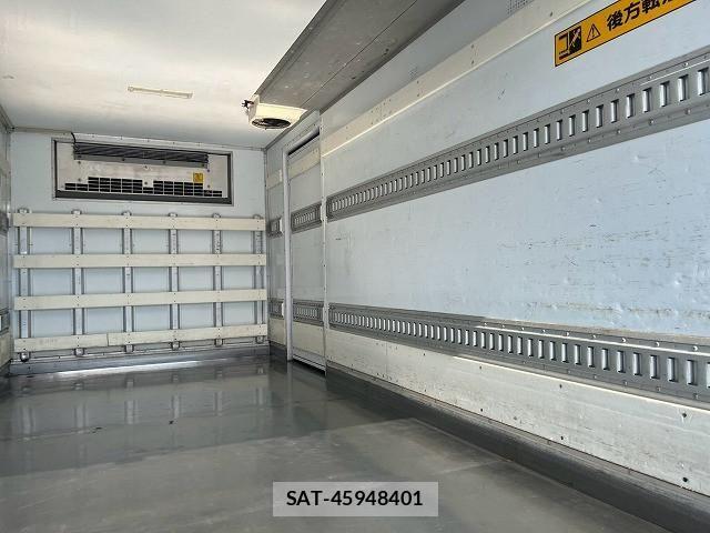 Mitsubishi CANTER 2014-08 8523969-13