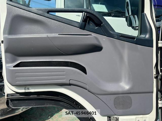 Mitsubishi CANTER 2014-08 8523969-20