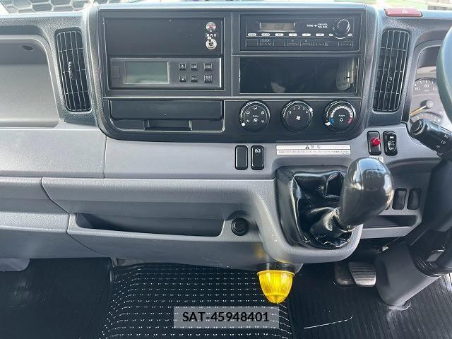 Mitsubishi CANTER 2014-08 8523969-27