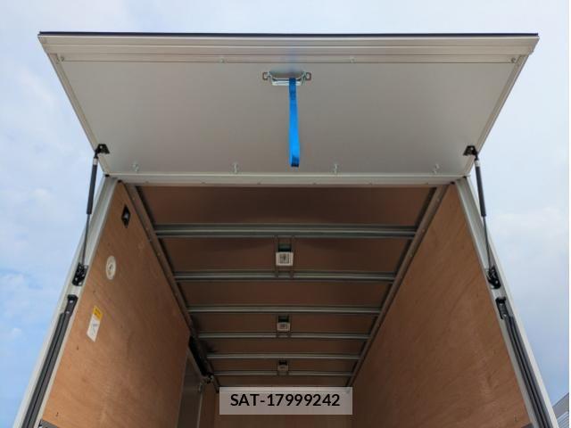 Mitsubishi CANTER 2026-04 8523902-16