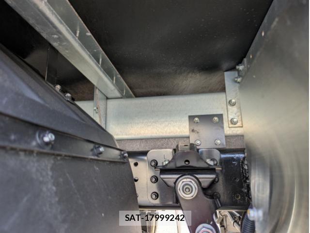 Mitsubishi CANTER 2026-04 8523902-27