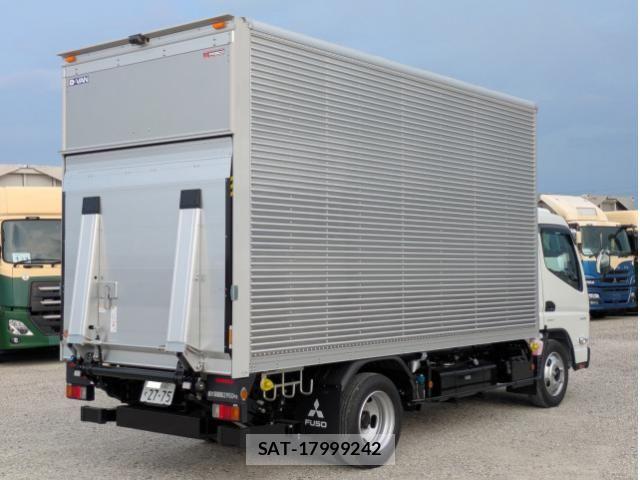 Mitsubishi CANTER 2026-04 8523902-6