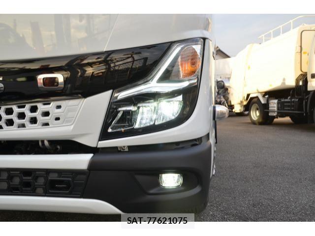 Mitsubishi CANTER 2026-01 8523926-17
