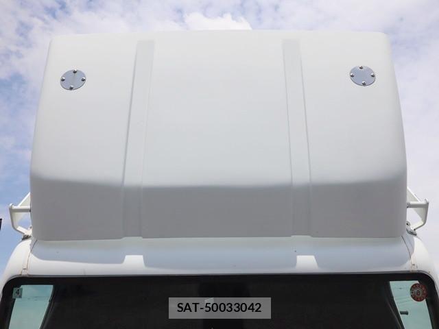 Mitsubishi CANTER 2017-01 8523927-21