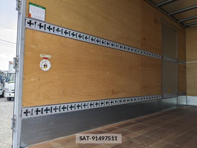 Mitsubishi CANTER 2024-07 8523929-17