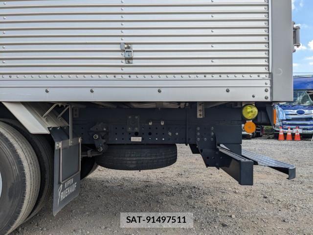 Mitsubishi CANTER 2024-07 8523929-19
