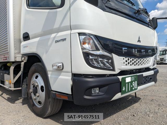 Mitsubishi CANTER 2024-07 8523929-26