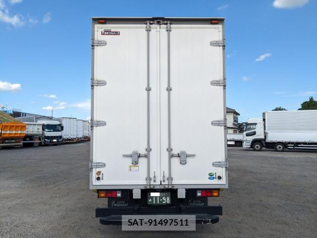 Mitsubishi CANTER 2024-07 8523929-4