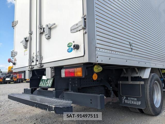 Mitsubishi CANTER 2024-07 8523929-5