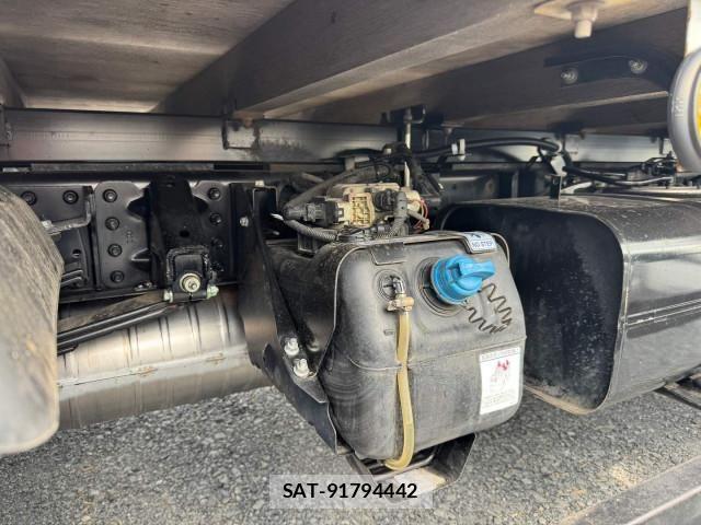 Mitsubishi CANTER 2021-03 8523948-21