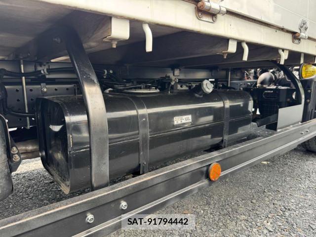 Mitsubishi CANTER 2021-03 8523948-22