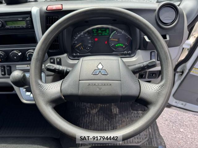 Mitsubishi CANTER 2021-03 8523948-25