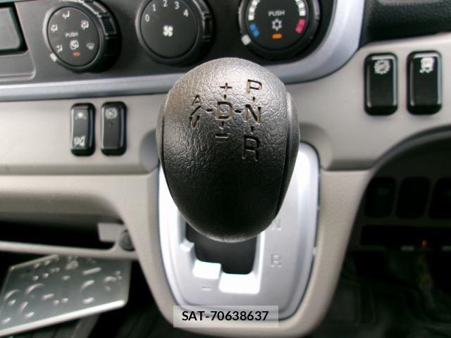 Mitsubishi CANTER 2023-10 8523940-17