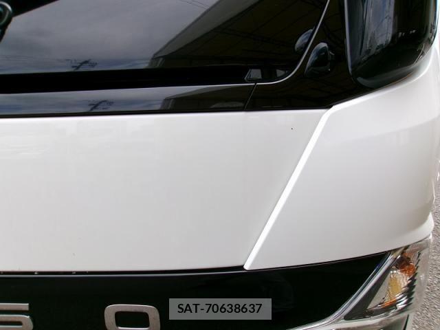 Mitsubishi CANTER 2023-10 8523940-26