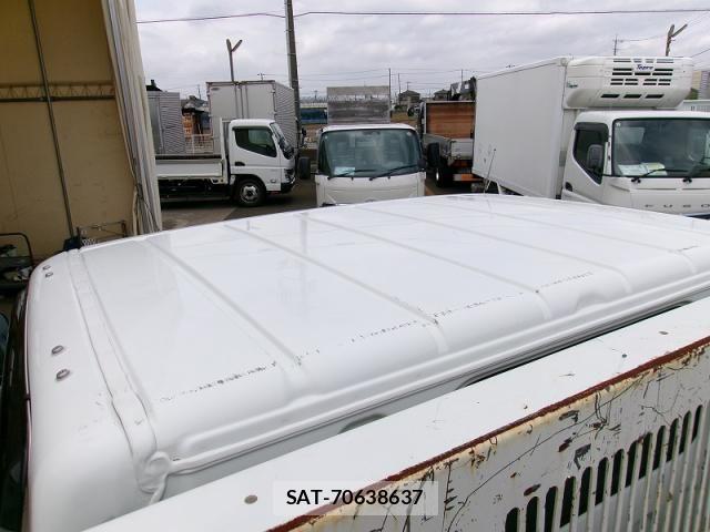 Mitsubishi CANTER 2023-10 8523940-28